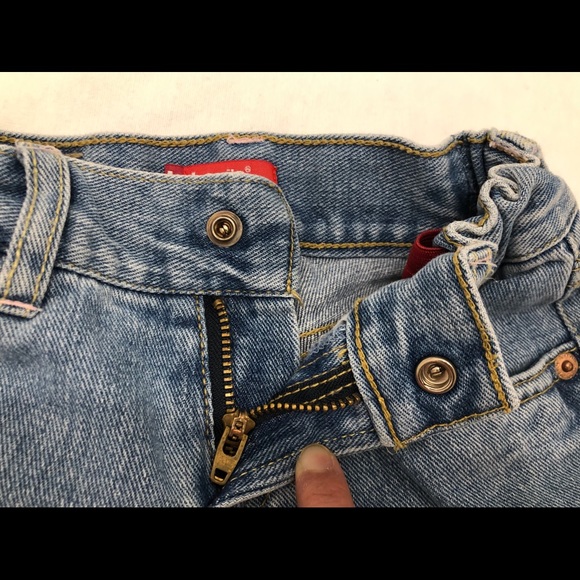 Levi’s Little Girls washed flare Jeans. - Picture 5 of 7
